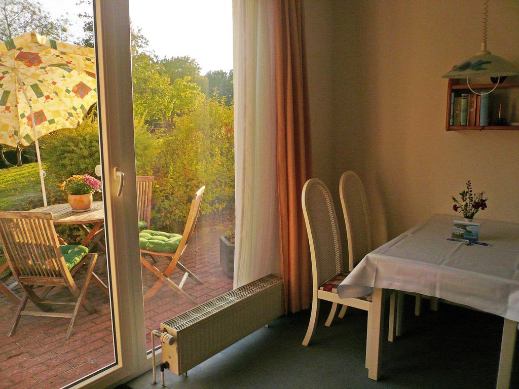 Haus Seeschwalbe Ferienwohnungen Goehren  Kamer foto